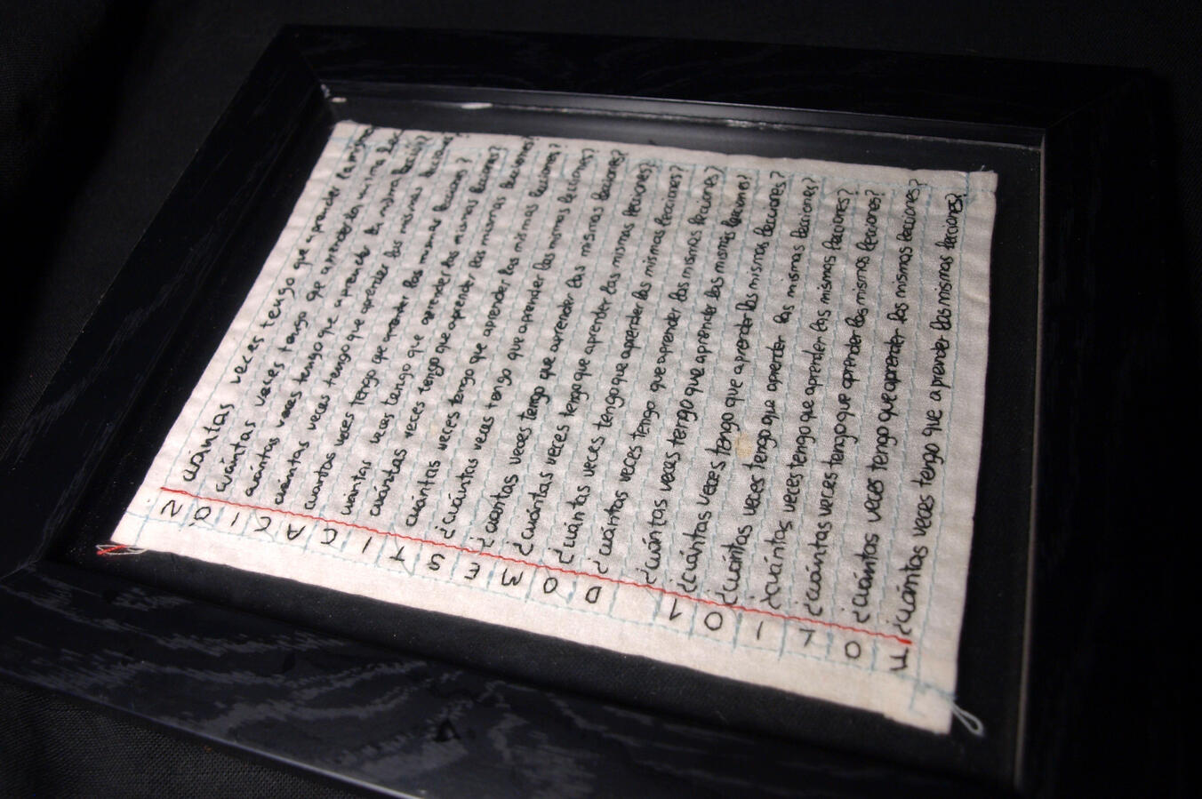 FOLIO 1: DOMESTICACIÓN, 2023. Bordado sobre tela reclamada, hilo mercerizado de algodón tipo mouliné marca DMC.