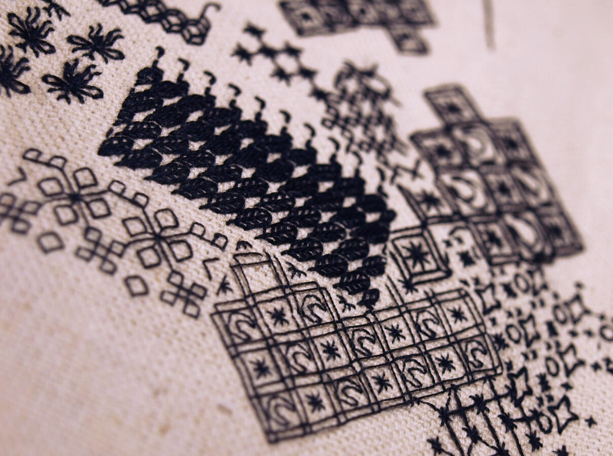 Ejercicios de blackwork, 2021. Blackwork sobre lona costeña, hilo mercerizado de algodón tipo mouliné marca DMC.