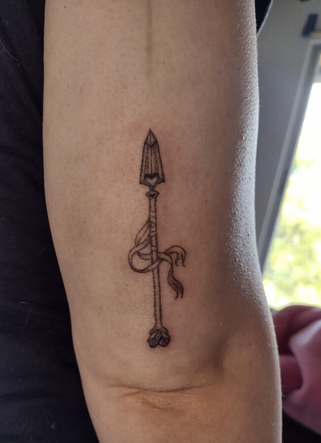 Tatuaje recién hecho, handpoke (2023)