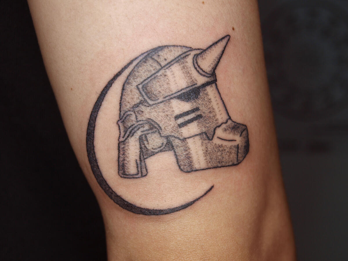 Tatuaje recién hecho, handpoke (2025)