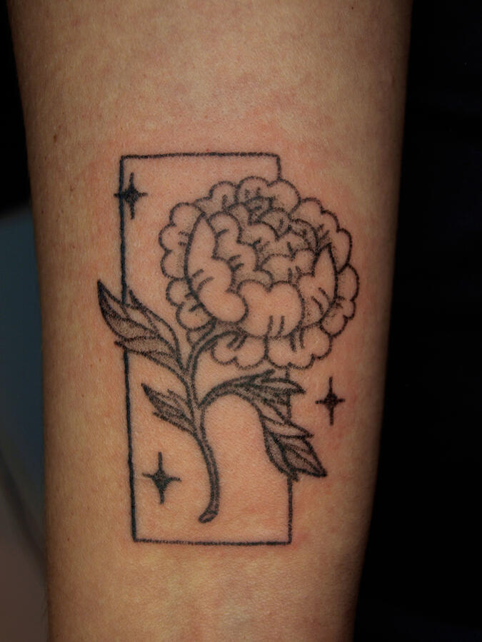 Tatuaje recién hecho, handpoke (2024)